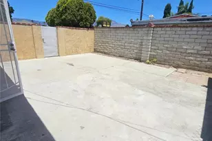 13084 Vaughn, San Fernando, CA 91340 - Photo 9
