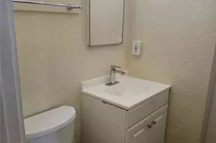 13084 Vaughn, San Fernando, CA 91340 - Photo 27