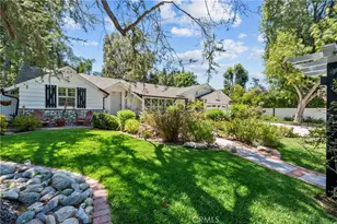 23352 Ostronic, Woodland Hills, CA 91367 - Photo 3