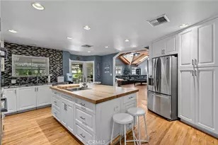 23352 Ostronic, Woodland Hills, CA 91367 - Photo 23