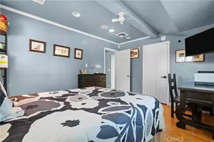 23352 Ostronic, Woodland Hills, CA 91367 - Photo 35