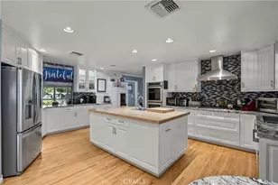 23352 Ostronic, Woodland Hills, CA 91367 - Photo 21
