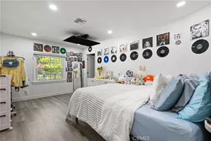 23352 Ostronic, Woodland Hills, CA 91367 - Photo 31