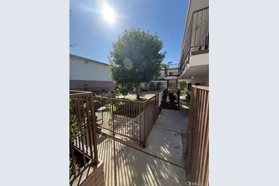 13040 Dronfield Ave #1, Sylmar, CA 91342 - Photo 3