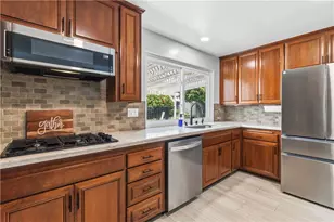 1563 Cipres Ct, Camarillo, CA 93010 - Photo 11