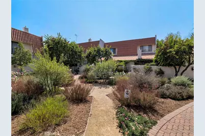 6244 Shoup Avenue, Woodland Hills, CA 91367 - Photo 31