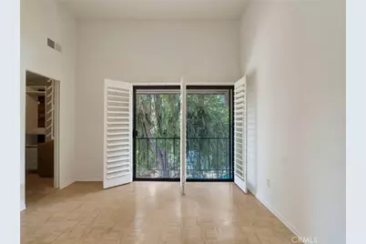 6244 Shoup Avenue, Woodland Hills, CA 91367 - Photo 19