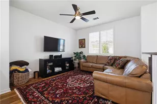 28629 Plume, Saugus, CA 91350 - Photo 59