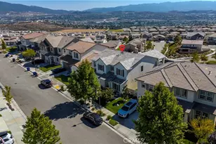 28629 Plume, Saugus, CA 91350 - Photo 69