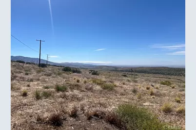 0 200, Llano, CA 93544 - Photo 9
