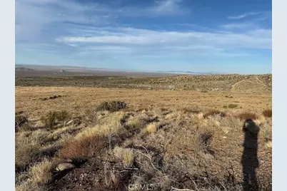 0 200, Llano, CA 93544 - Photo 57