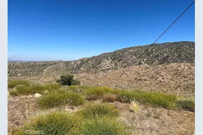 0 200, Llano, CA 93544 - Photo 15