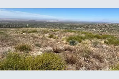 0 200, Llano, CA 93544 - Photo 3