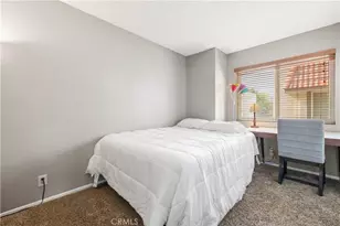 17955 River Cir, Canyon Country, CA 91387 - Photo 39