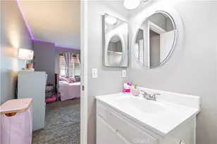 17955 River Cir, Canyon Country, CA 91387 - Photo 27
