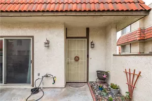 17955 River Cir, Canyon Country, CA 91387 - Photo 45