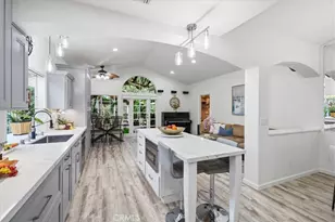 23515 Meriden, Valencia, CA 91354 - Photo 7