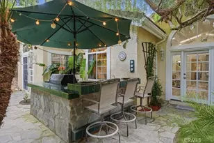 23515 Meriden, Valencia, CA 91354 - Photo 21