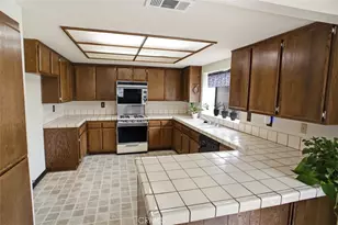 43836 Emile Zola St, Lancaster, CA 93535 - Photo 9