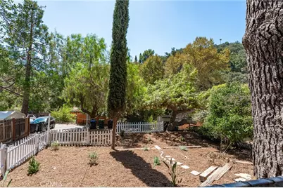 21857 Koontz Way, Topanga, CA 90290 - Photo 3