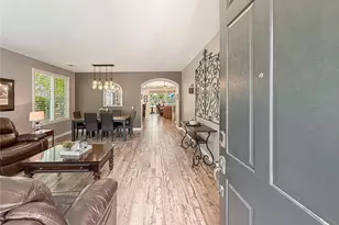 5257 Huckleberry Oak, Simi Valley, CA 93063 - Photo 5