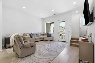 27040 Painted Sky, Valencia, CA 91381 - Photo 9