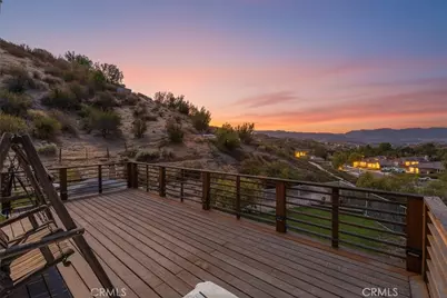 30432 Sunrose, Canyon Country, CA 91387 - Photo 33