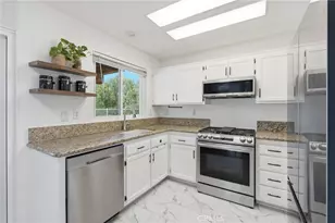 30432 Sunrose, Canyon Country, CA 91387 - Photo 23