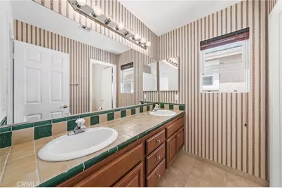 2980 Blazing Star, Thousand Oaks, CA 91362 - Photo 35
