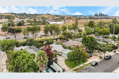20510 Hamlin St, Winnetka, CA 91306 - Photo 29