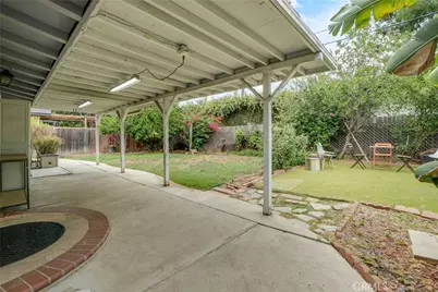 20510 Hamlin St, Winnetka, CA 91306 - Photo 25