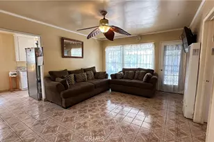 19400 Scroll, Reseda, CA 91335 - Photo 5