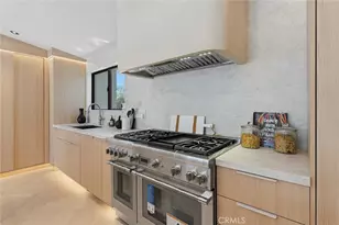 5500 Fenwood, Woodland Hills, CA 91367 - Photo 17