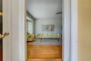13017 Cumpston St, Sherman Oaks, CA 91401 - Photo 5