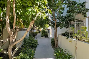 4414 W Kling St, Burbank, CA 91505 - Photo 17