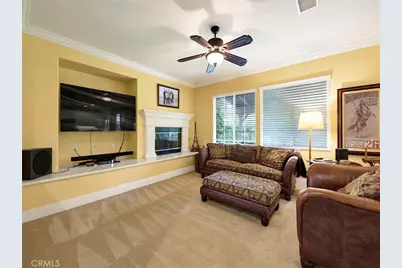 24334 Las Palmas, Valencia, CA 91355 - Photo 7