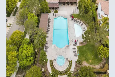 24334 Las Palmas, Valencia, CA 91355 - Photo 27