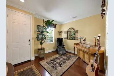 24334 Las Palmas, Valencia, CA 91355 - Photo 5