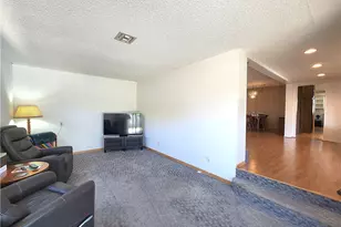 10014 Gaviota, Granada Hills, CA 91343 - Photo 11