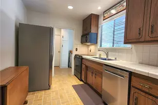 10014 Gaviota, Granada Hills, CA 91343 - Photo 15