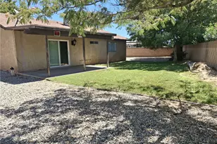 1012 Chagal, Lancaster, CA 93535 - Photo 21