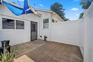 20957 Community St, Canoga Park, CA 91304 - Photo 27