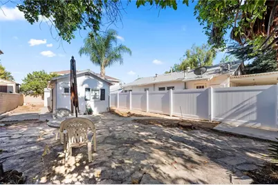 20957 Community Street, Canoga Park, CA 91304 - Photo 35