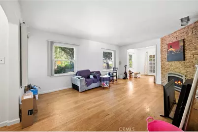 20957 Community Street, Canoga Park, CA 91304 - Photo 5