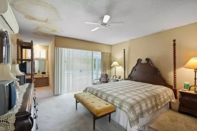 4300 Vanalden Avenue, Tarzana, CA 91356 - Photo 21