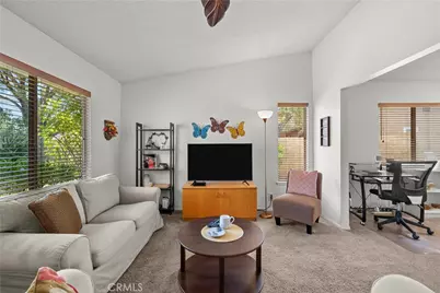 25603 Palma Alta, Valencia, CA 91355 - Photo 7