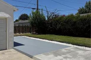 2213 N Valley St, Burbank, CA 91505 - Photo 27