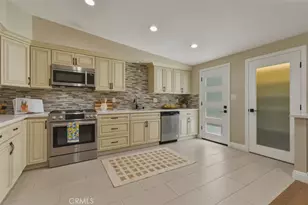 3675 Ventura Canyon, Sherman Oaks, CA 91423 - Photo 25