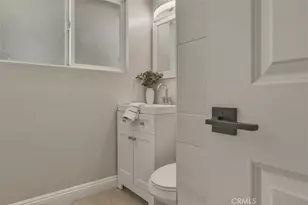 3675 Ventura Canyon, Sherman Oaks, CA 91423 - Photo 27