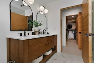 5531 Hermitage, Valley Village, CA 91607 - Photo 27